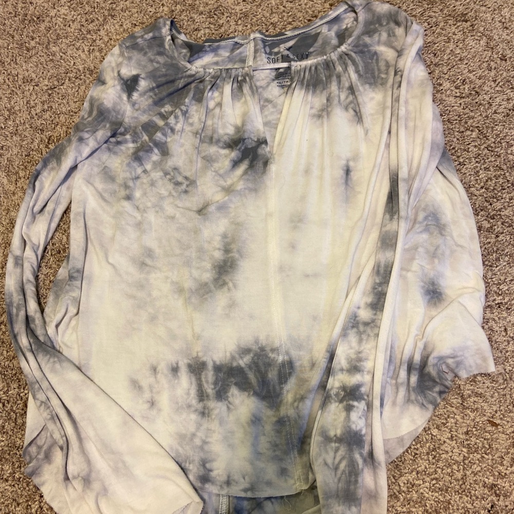 American Eagle top